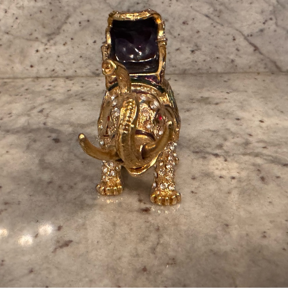 Bejewel Trumpeting Elephant Trinket Box